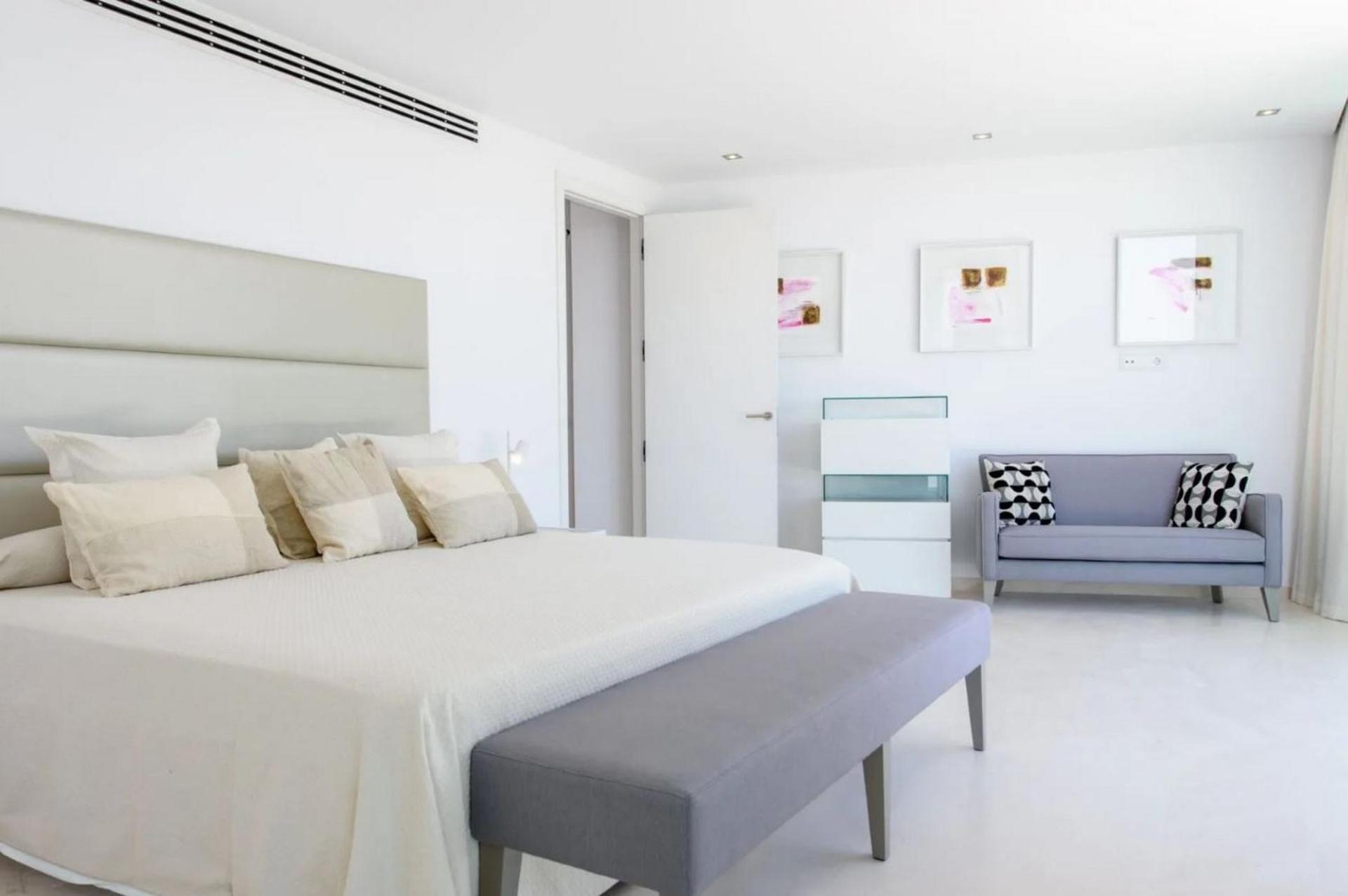 Villa Avinguda Cap Martinet Illes Balears *